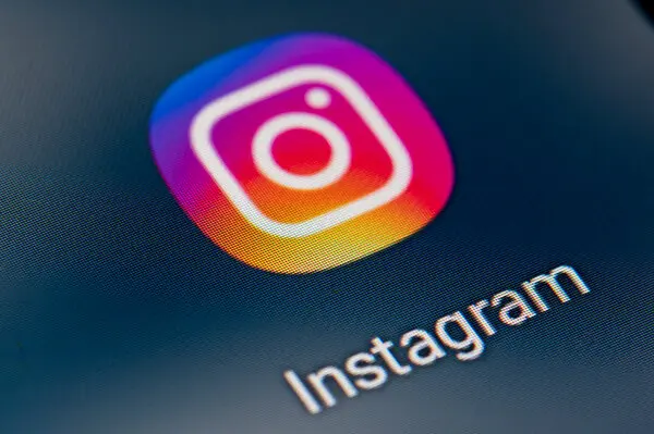 Instagram cloud control